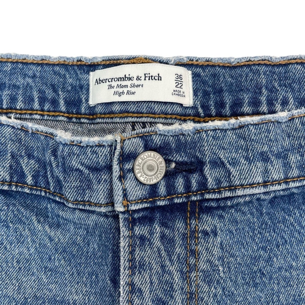 NWT ABERCROMBIE & FITCH High Rise Mom Cut-Off Denim Short Sz 22 - Picture 4 of 8